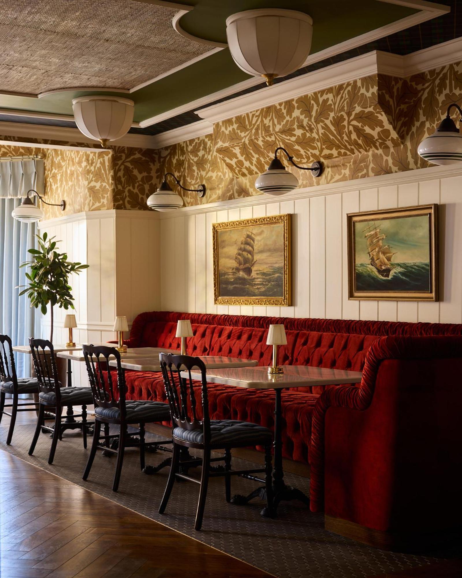 Portrush Adelphi Hotel Exterior photo